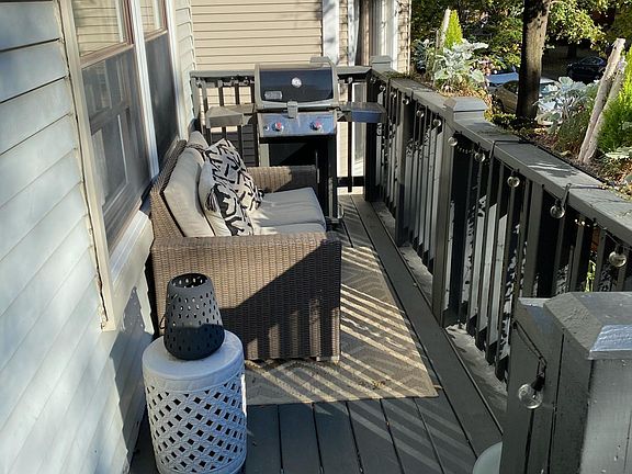 2nd image of 2638 N Wayne Ave #2E