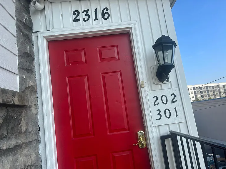 2316 W End Ave #301 — Photo 16