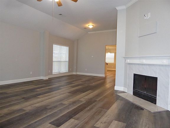 4th image of 6739 Liberty Valley Dr
