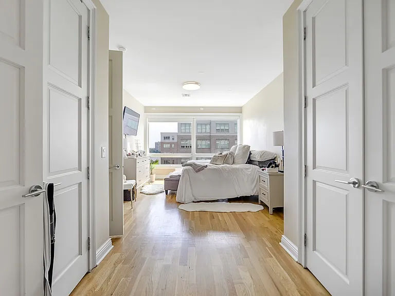 10 Main St #414 — Photo 14