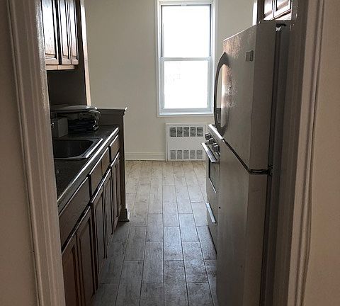 2nd image of 2355 E 12th St #29