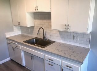 911 Edgewood St APT 9, Inglewood, CA 90302