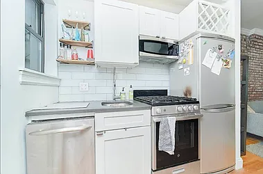 Rented by Living New York