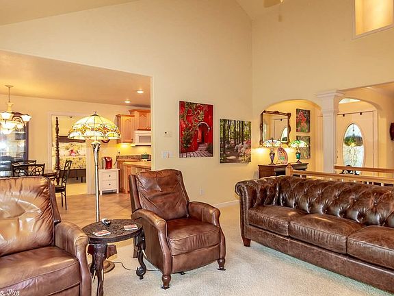 4th image of 27 Calahorra Way