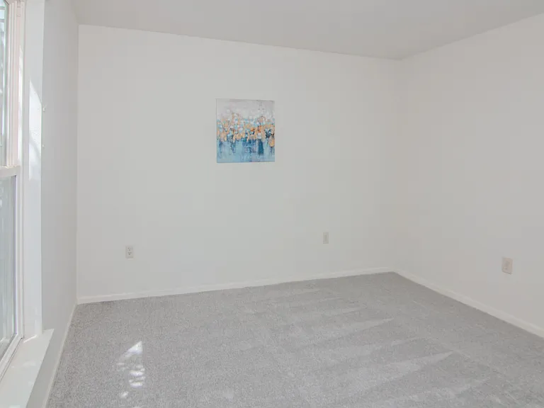 1704 Weatherstone Dr — Photo 25