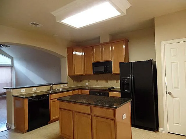7112 Jessup Ct — Photo 4