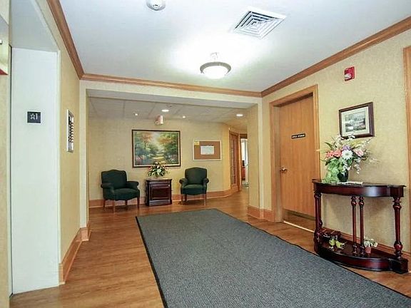 5th image of 6160 Dell Dr #110