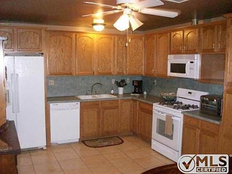 2nd image of 13569 Sproule Ave