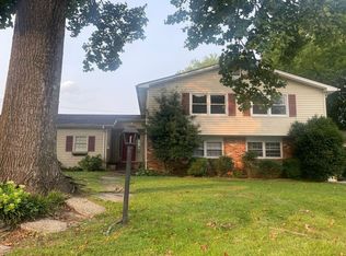 12412 Sir Lancelot Dr, Glenn Dale, MD 20769