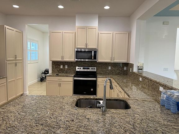 3rd image of 4644 Canopy Grove Drive