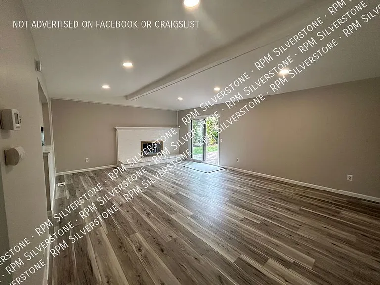 39247 Iris Ct — Photo 6