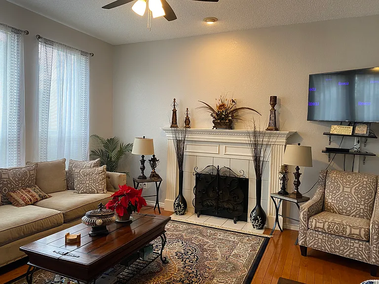4600 Spanishmoss Dr — Photo 23
