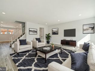 3727 W Country Club Rd, Philadelphia, PA 19131