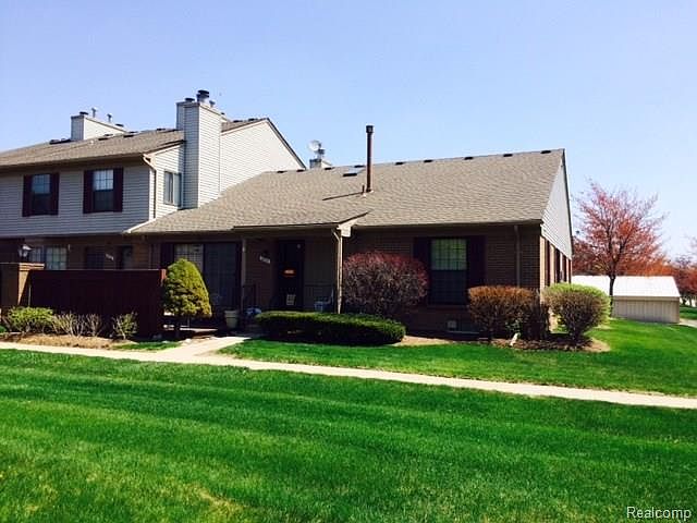 1st image of 38934 Country Cir #1