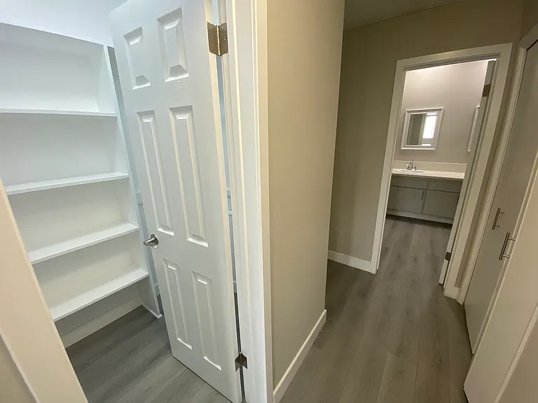11858 Goshen Ave Unit 207 spacious closet