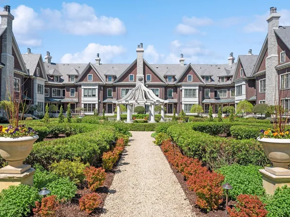5200 France Ave S #36, Edina, MN 55410