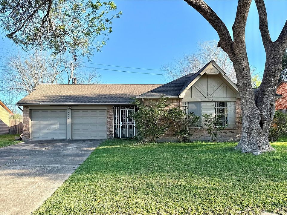 1st image of 8906 Leader St