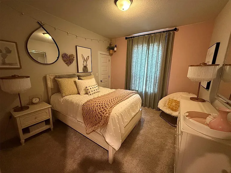 813 Craven Hill Ln — Photo 19