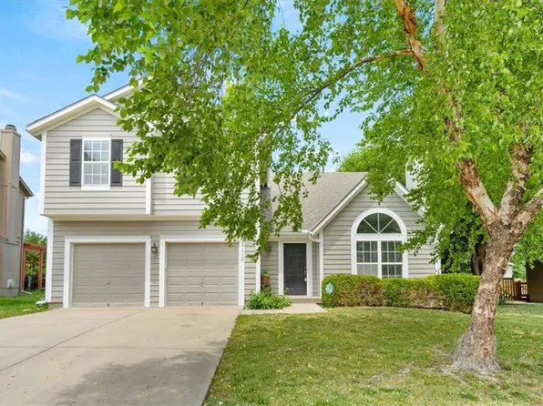 17510 W 163rd St, Olathe, KS 66062