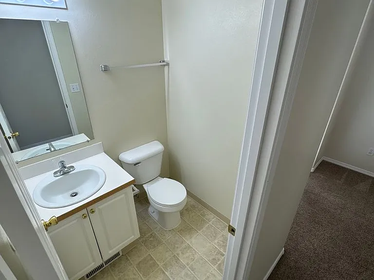 4997 SW Roseberry St — Photo 6
