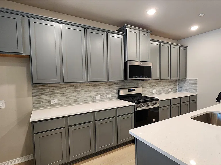 8009 Scanlan Trl — Photo 6
