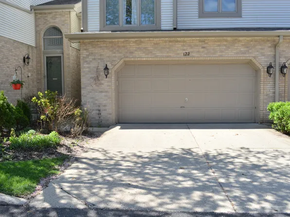 122 Schiller Pl, Itasca, IL 60143