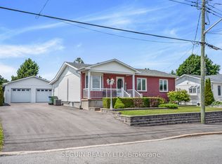 114 Stanley Ave, Champlain, ON K0B1R0