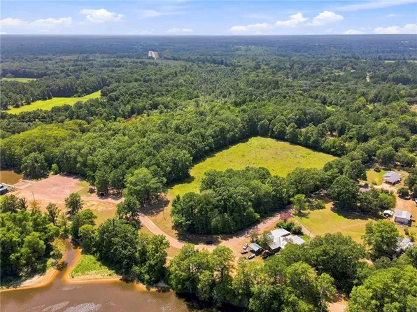 1 Pools Bluff Rd, Bogalusa, LA 70427