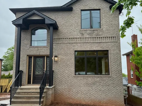 1128 Richmond Rd, Staten Island, NY 10304
