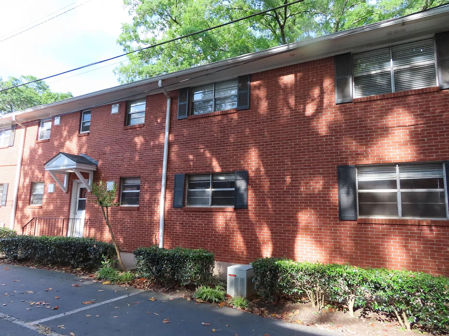 2 bed, 1200 sqft, $1,850 — Photo 4