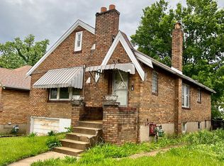 3021 Kemp Dr, Saint Louis, MO 63121