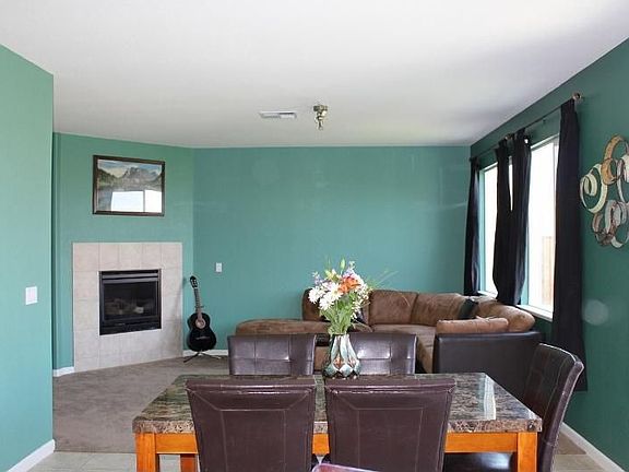 4th image of 3933 Finch Dr