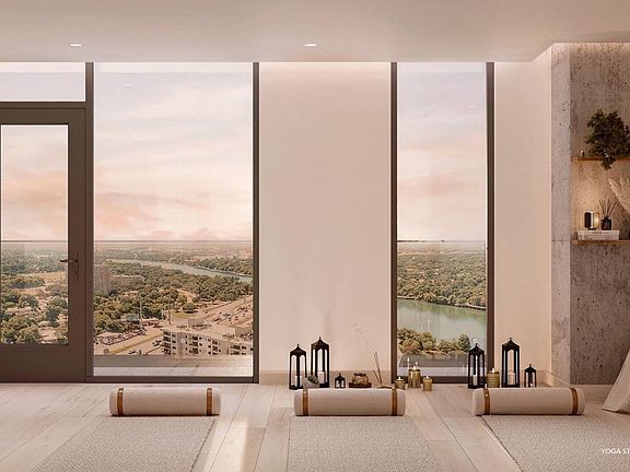 3rd image of 48 E Avenue 2802 Floor 28-2802