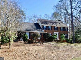 352 Chesterfield Rd, Bogart, GA 30622