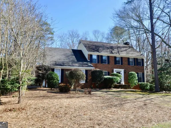 352 Chesterfield Rd, Bogart, GA 30622