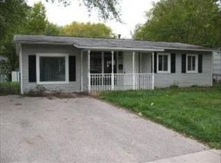 520 Gentle Breeze Ter, Carpentersville, IL