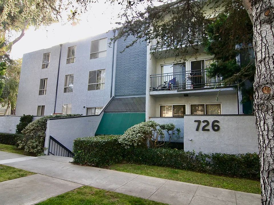 1st image of 726 Idaho Ave APT 305