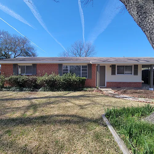 4008 Wayne Ave Photo 1