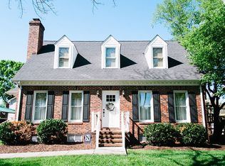 208 Ridge Ct, Burlington, NC 27215