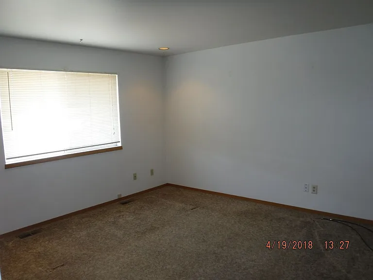 309 Powder River Ave — Photo 14