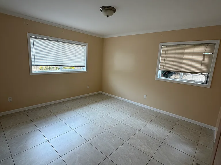 20 N Kuakini St #B — Photo 2