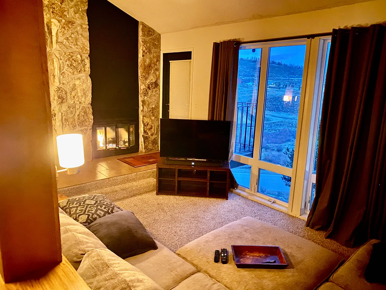3 bed, 2.5 bath, 1150 sqft, $3,000 — Photo 1