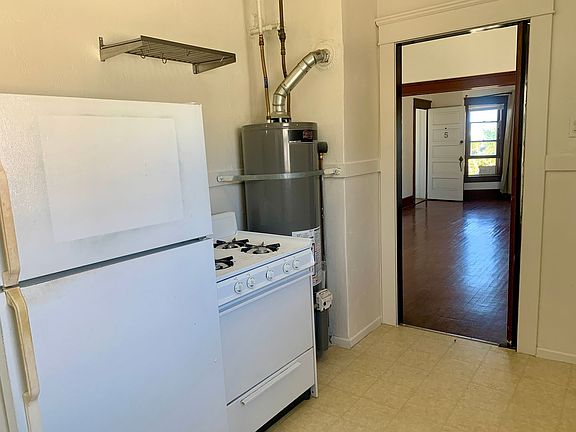 4th image of 401-421 Spruce St #5