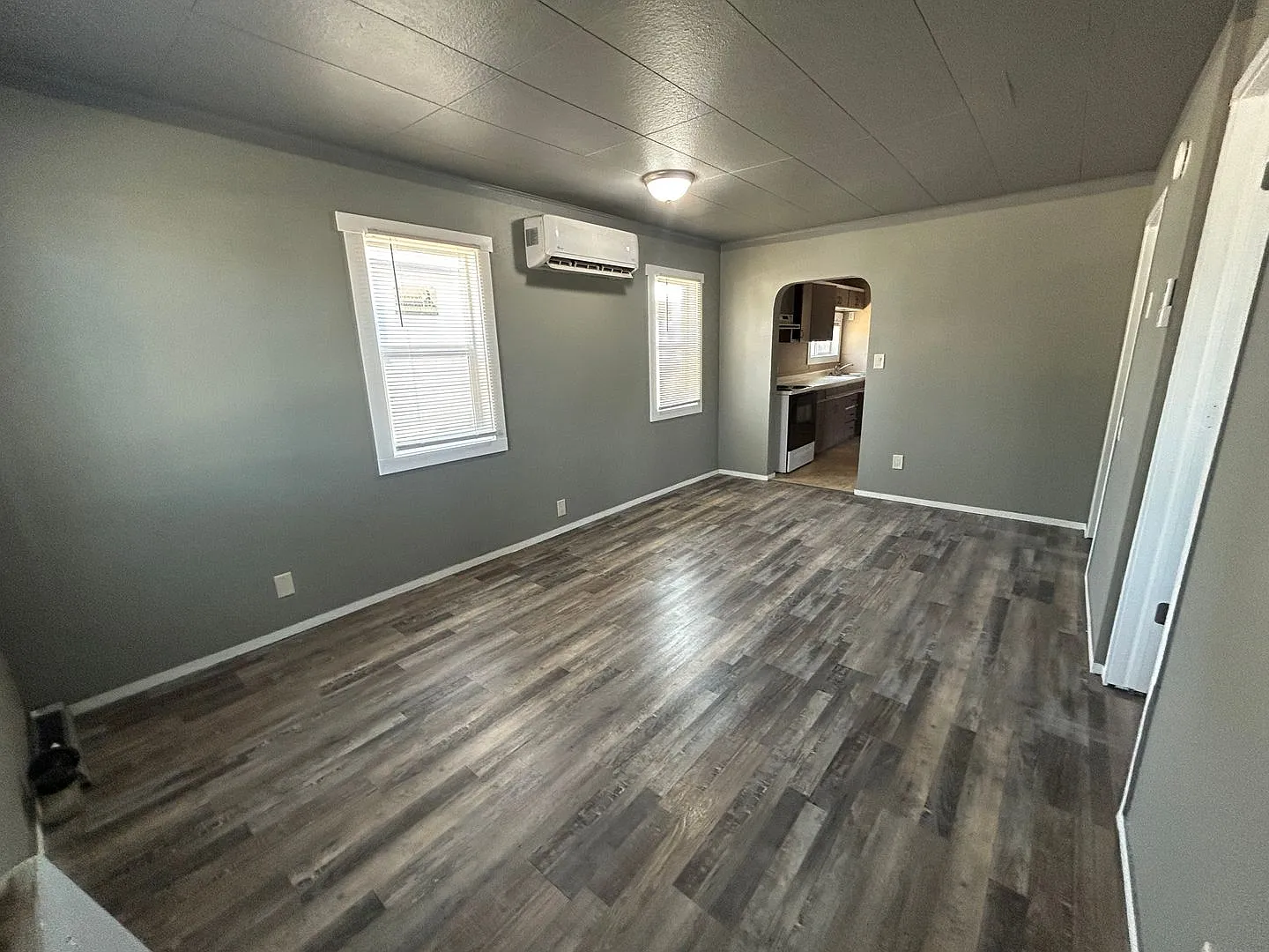 3 bedroom house close to shopping. — Photo 2