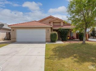 4121 Rio Viejo Dr, Bakersfield, CA 93313