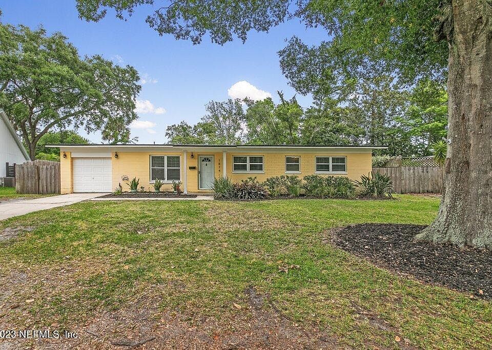 1st image of 1874 ARDEN Way