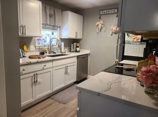 35 Mallard Dr, Fitchburg, MA 01420