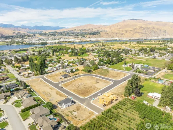 134 Chadwick (Lot6) Place NW, East Wenatchee, WA 98802