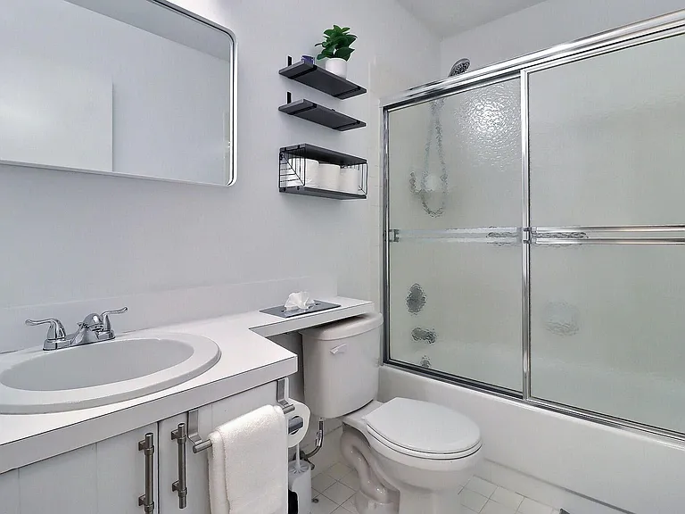 2514 Bedford Mews Dr — Photo 18