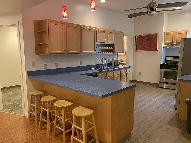23 Seminary Ave — Photo 11